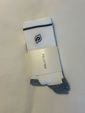 NWT Peloton Daily Essential Crew Socks